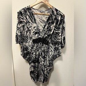 Bailey Blue Black and White Patterned Blouse